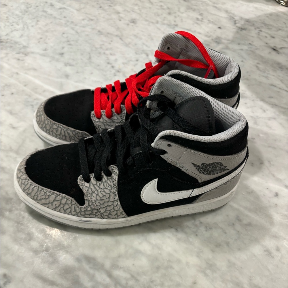 Nike Men’s high top size 7